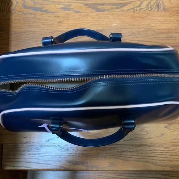 Von Dutch Bowling Bag - Vintage - Blue & Pink NWOT - Picture 10 of 10